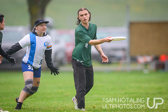 Round I pool play at USAU D-III College Championships