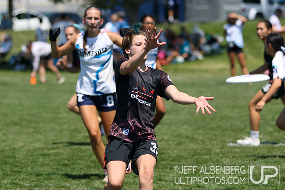 Pool play at USAU Youth Club Championships