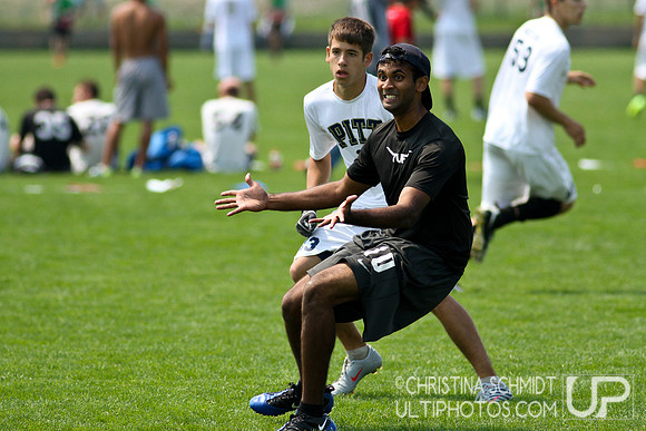 2012 USAU D-I College Championships Saturday Round 2 Action