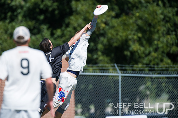 USAU_Nationals_2013_Saturday_20131019_140014_JBP8897