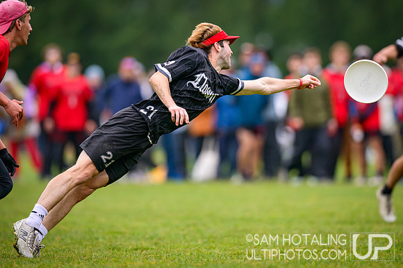 Sunday highlights from USAU D-III College Championships