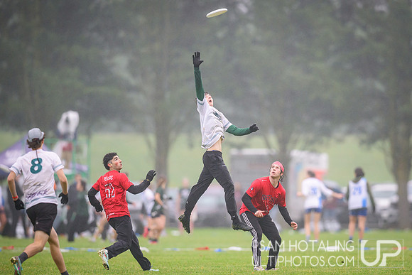 Round I pool play at USAU D-III College Championships