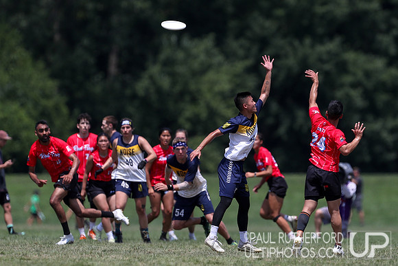 Red Flag and NOISE at the 2022 World Ultimate Club Championships