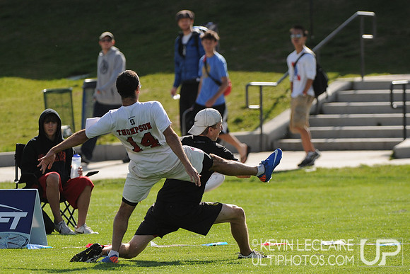 Friday 8:30am round -- 2011 USAU College Championships