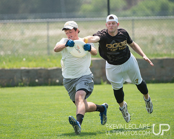 2012 USAU D-I College Championships Saturday Action