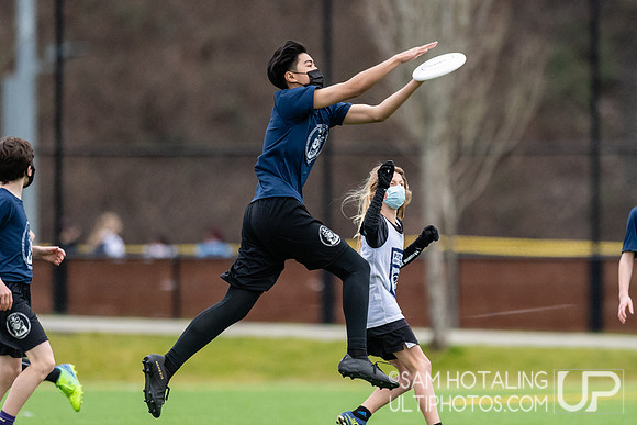 Youth ultimate frisbee at Seven Hills Invite