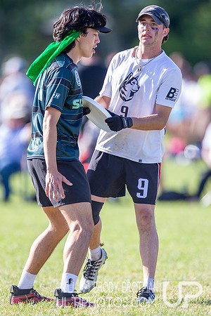 Day 2 of the USA Ultimate D-I College Championships