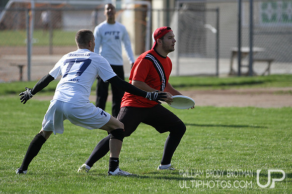 Saturday Action - USA Ultimate 2014 College Division I Ohio Valley Regional Tournament