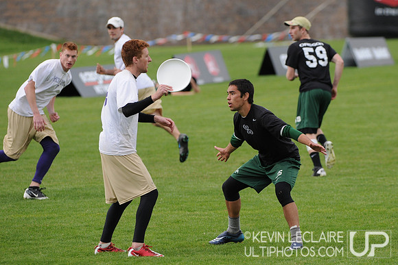 Saturday 5pm Crossover Round -- 2011 USAU College Championships