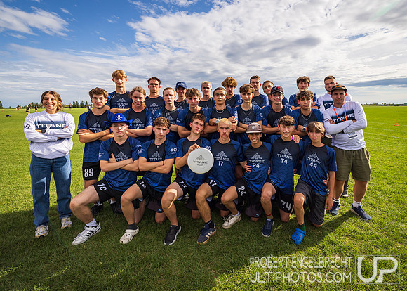 Titane - Team Photo . Edmonton, AB: Canadian Ultimate Juniors Ch