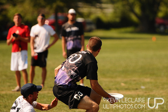 Sunday Elite Open Playoff action -- Chesapeake Open 2010