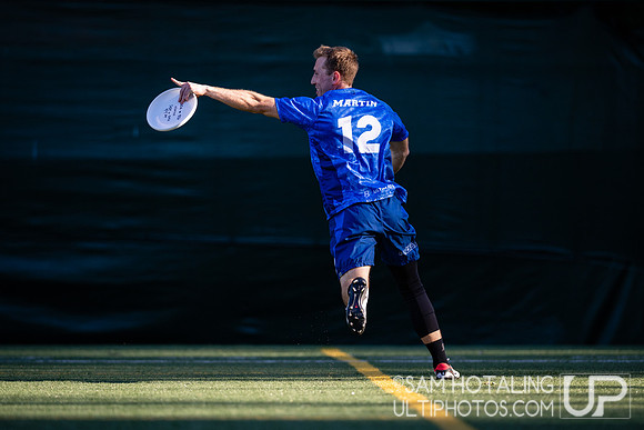Oakland Spiders at Seattle Cascades in the UFA Regular Season