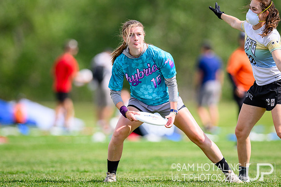 Mixed crossover play during International Club Championships at Aurora Sports Park
