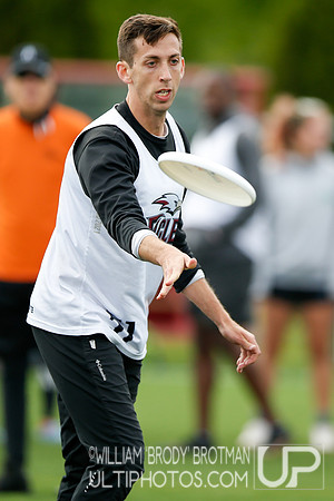 Day 2 of USA Ultimate 2022 D-III College Championships