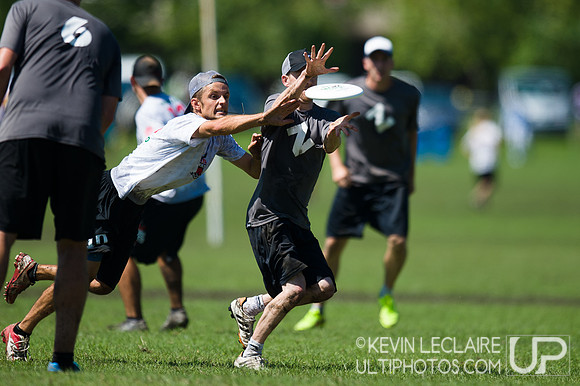 Monday WUCC 2014 Pool Play Action