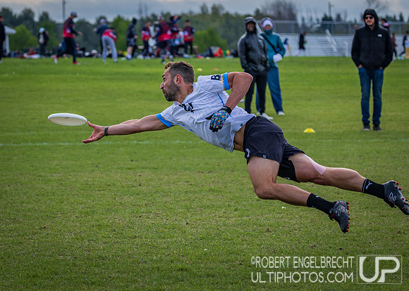 Edmonton, AB: Canadian Ultimate Seniors Championships 2025. Saturday, Aug. 16