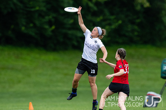 Bristol Women vs FABulous in pool play at World Ultimate Club Championships