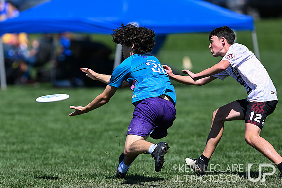 Mumbo Sauce vs MUFAbots U17B - 2025 YCC Sunday R2
