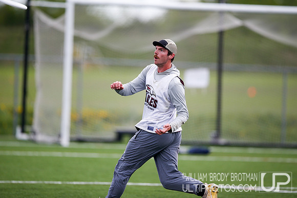 Day 2 of USA Ultimate 2022 D-III College Championships