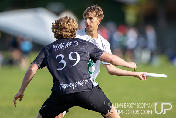 Day 2 of the USA Ultimate D-I College Championships