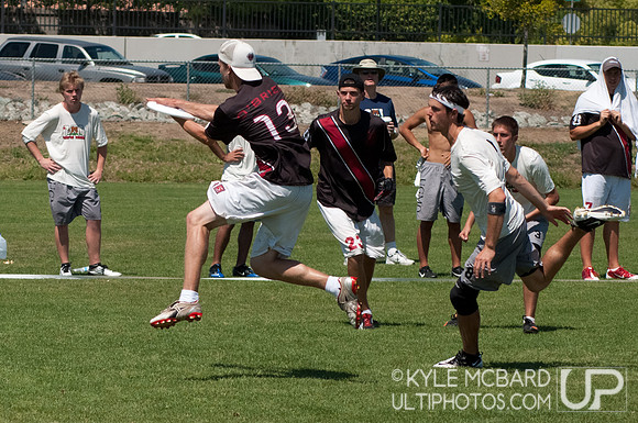 Sunday open action from NorCal D-I Sectionals 2012