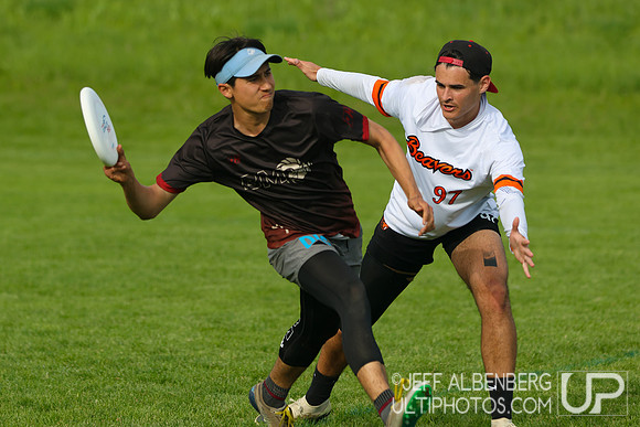 Pool play at USAU D1 College Championships