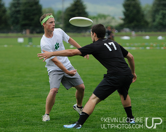 2012 USAU D-I College Championships Friday Action