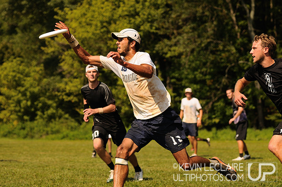 Sunday Elite Open Playoff action -- Chesapeake Open 2010