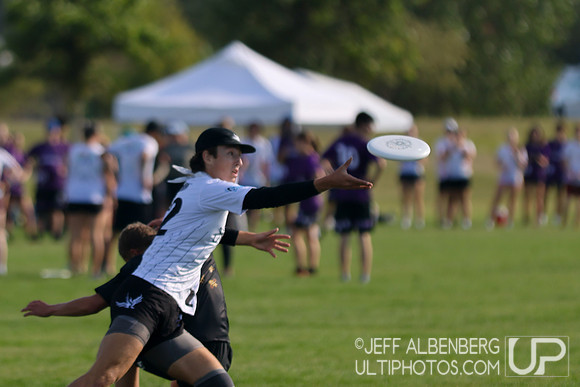 Pool play at USAU Youth Club Championships