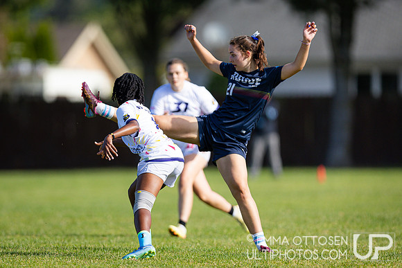 Saturday full coverage from USAU D-I College Championships, UC Santa Cruz vs UC Davis