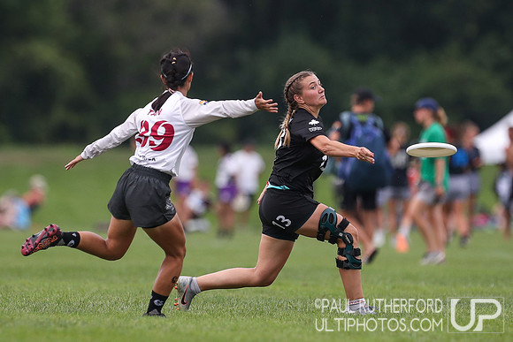 Salty and Pangolins at the 2022 World Ultimate Club Championships