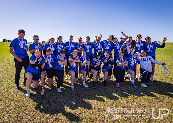 Edmonton, AB: Canadian Ultimate Seniors Championships 2025. Sund