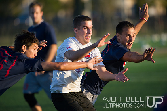 USAU_Nationals_2013_Thursday_20131017_181926_JBP2688
