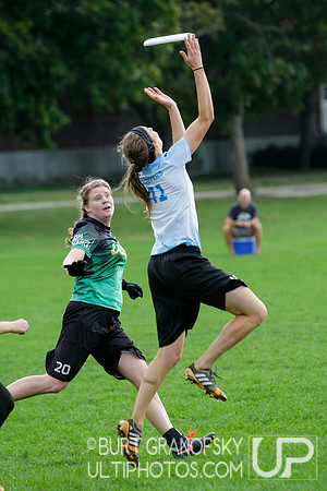 Saturday - Womens Round 1 - 2016 USAU Northeast Regionals