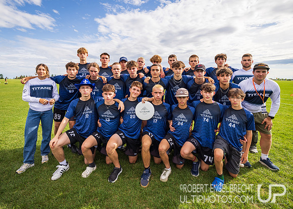 Titane - Team Photo . Edmonton, AB: Canadian Ultimate Juniors Ch