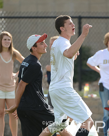 2012 USAU D-I College Championships Saturday Action