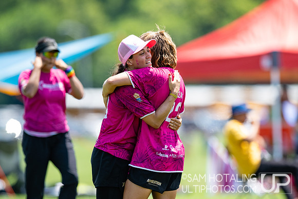TOKYO Mavericks vs Revolution in quarterfinals at World Ultimate Club Championships