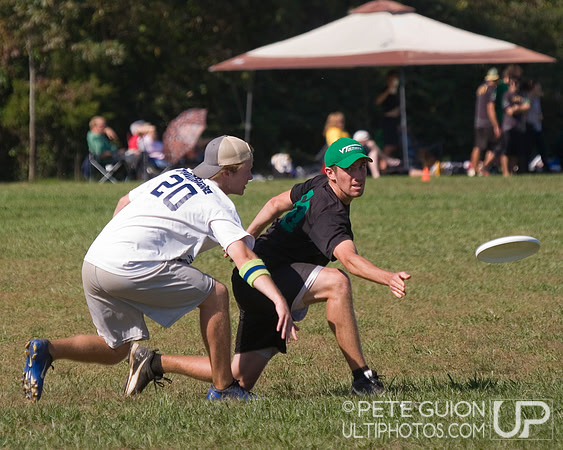 Sunday Final Round Action -- 2011 Hucks off the Hilltop
