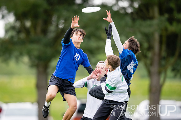 Pool play round III at DiscNW Spring Reign