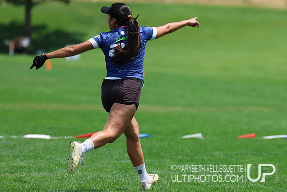 Friday action at the USAU International Club Championships.