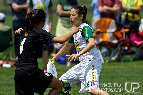2012 USAU D-I College Championships Saturday Round 3 Action