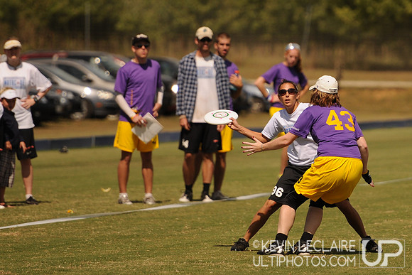 Saturday action at 2010 Capital Mixed Sectionals