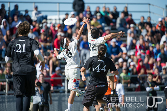 USAU_Nationals_2013_Saturday_20131019_142908_JBP9293