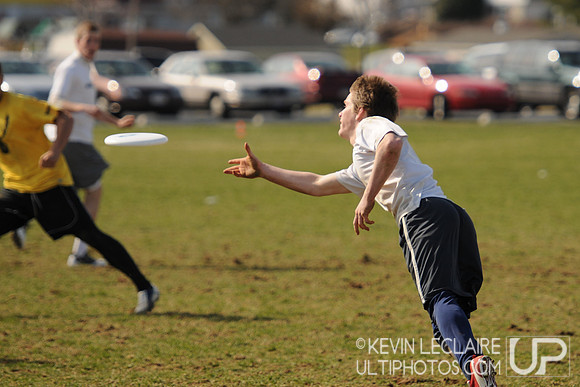 Sunday Open Division Finals Round Action