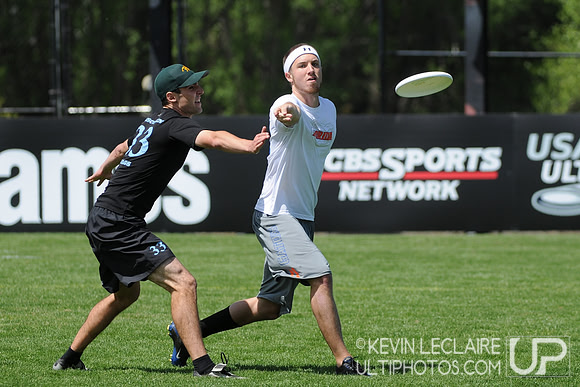 Friday 2:30pm round -- 2011 USAU College Championships