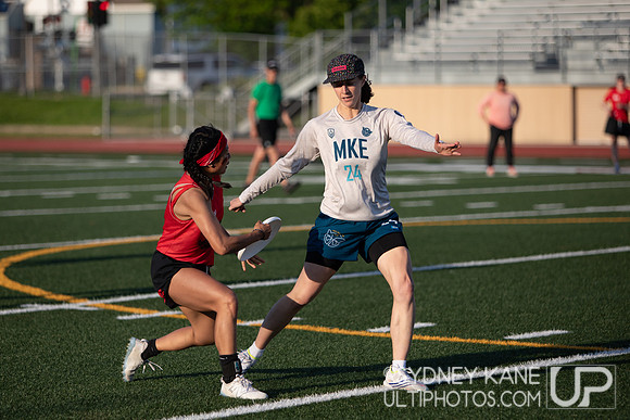 Milwaukee Monarchs vs Indy Red on 5/18/2024 in Hart Park, Wauwat