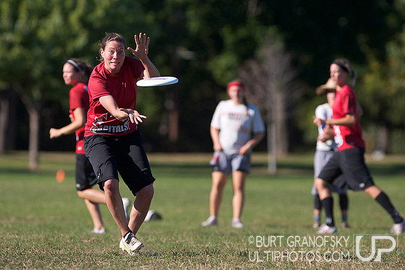 USAU NE Regionals 2013 -- Women's, Sun Round 4