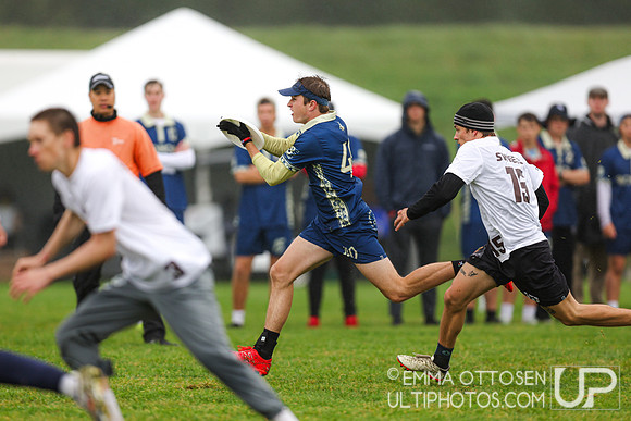 Saturday full coverage from USAU D-IIII College Championships: Round 1