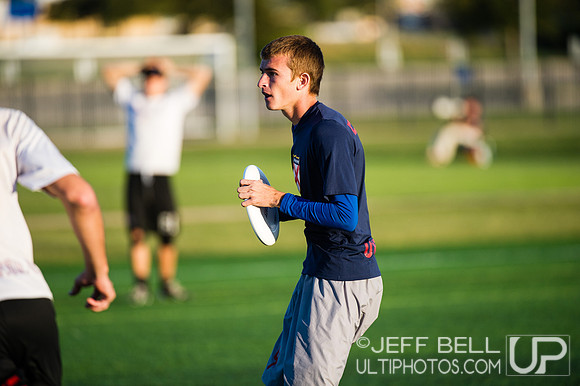 USAU_Nationals_2013_Thursday_20131017_181134_JBP2646