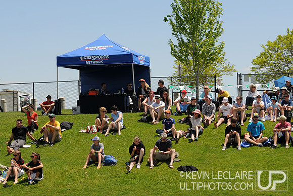 Friday 12:30pm round -- 2011 USAU College Championships